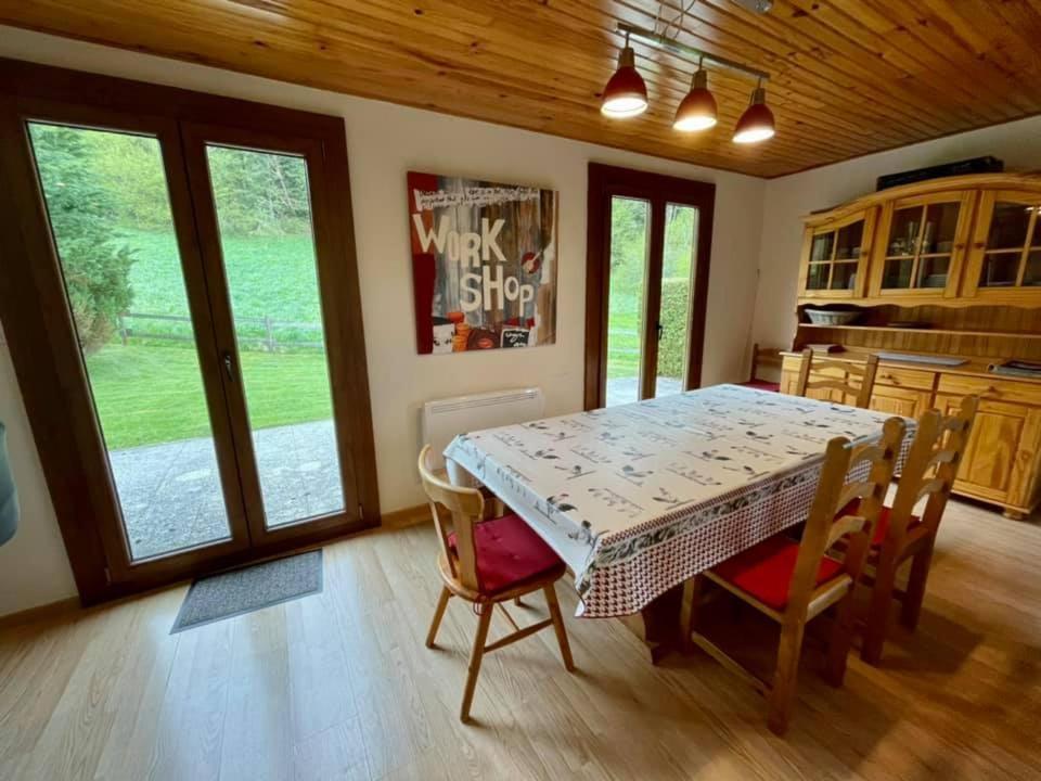 Le Bois Joli Chalet 4 Etoiles Cledicihome Cadre Paisible En Lisiere De Foret Gerardmer Room photo